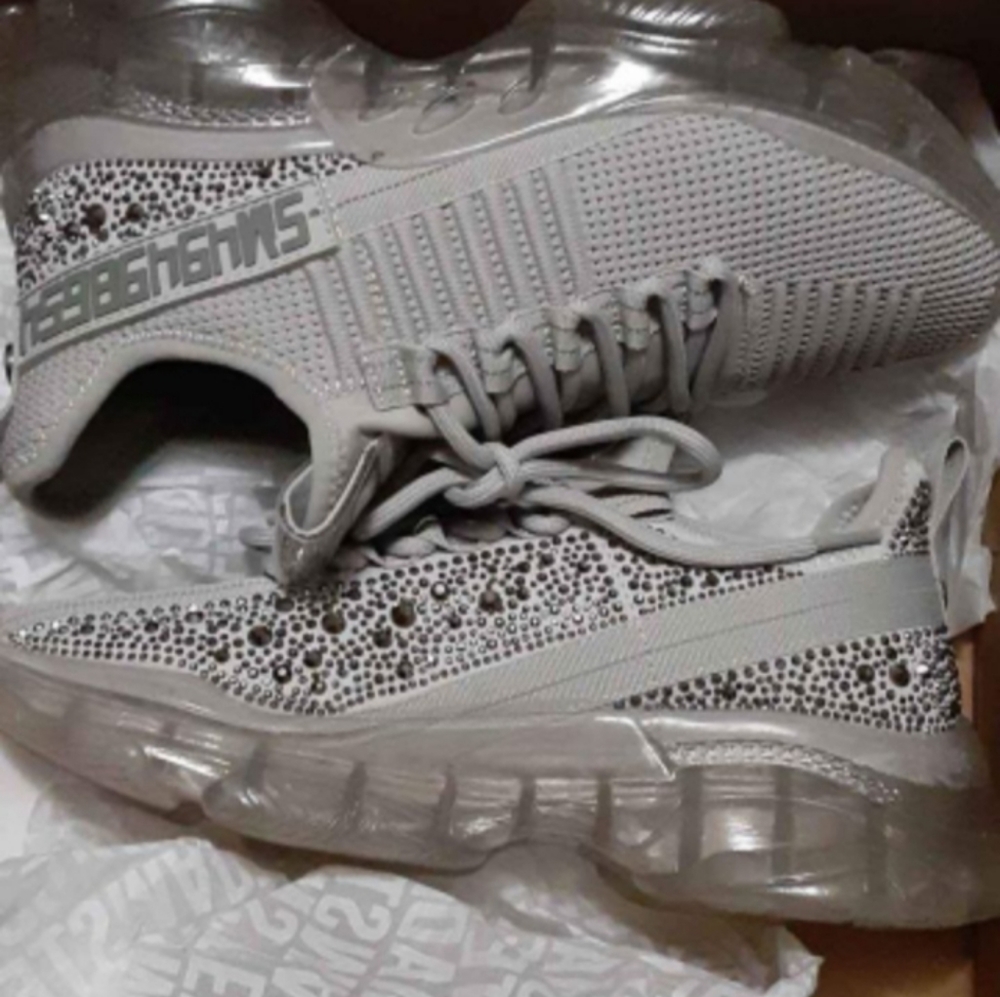 Women shoes